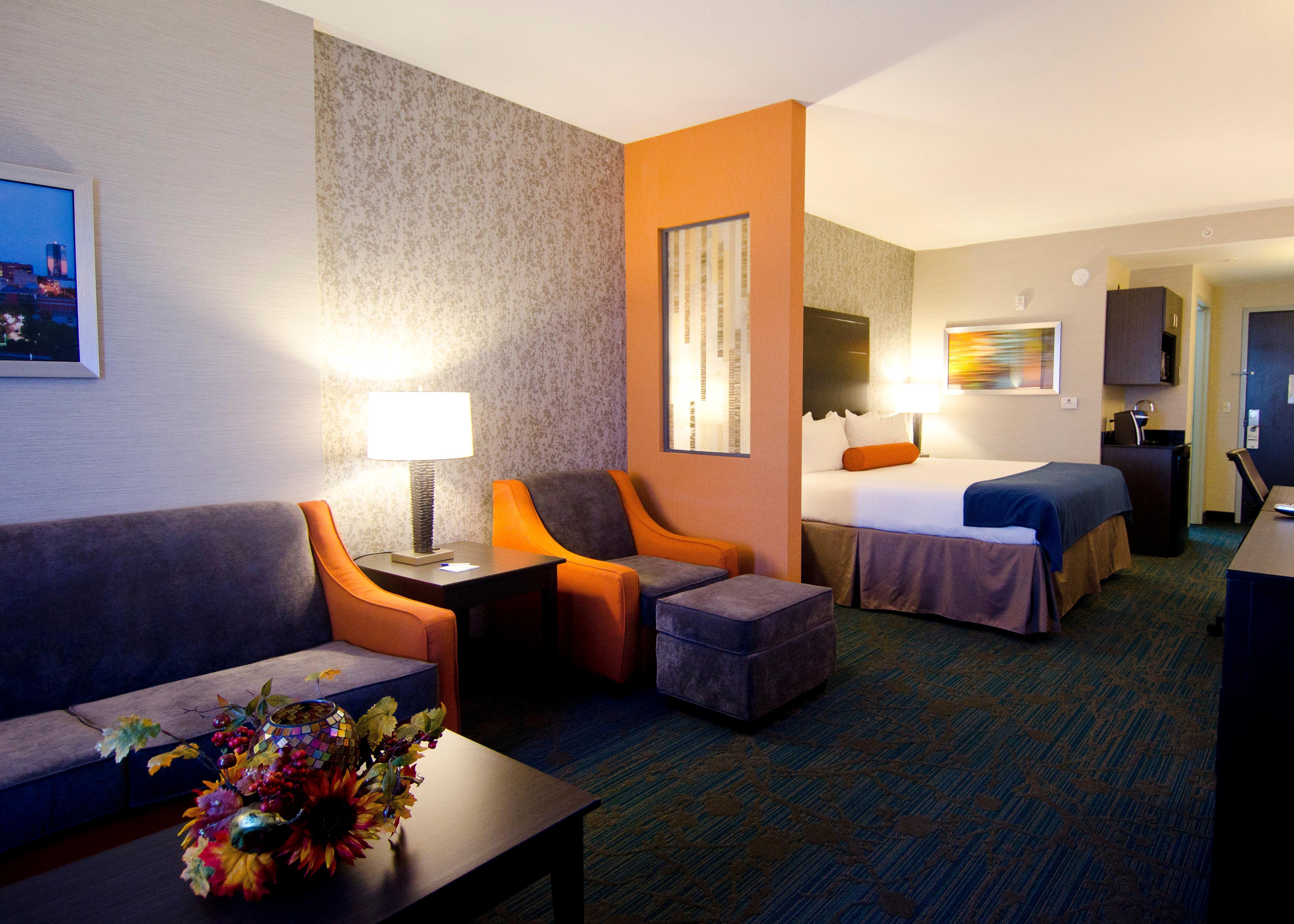 Holiday Inn Express Hotel & Suites Knoxville By Ihg Eksteriør bilde