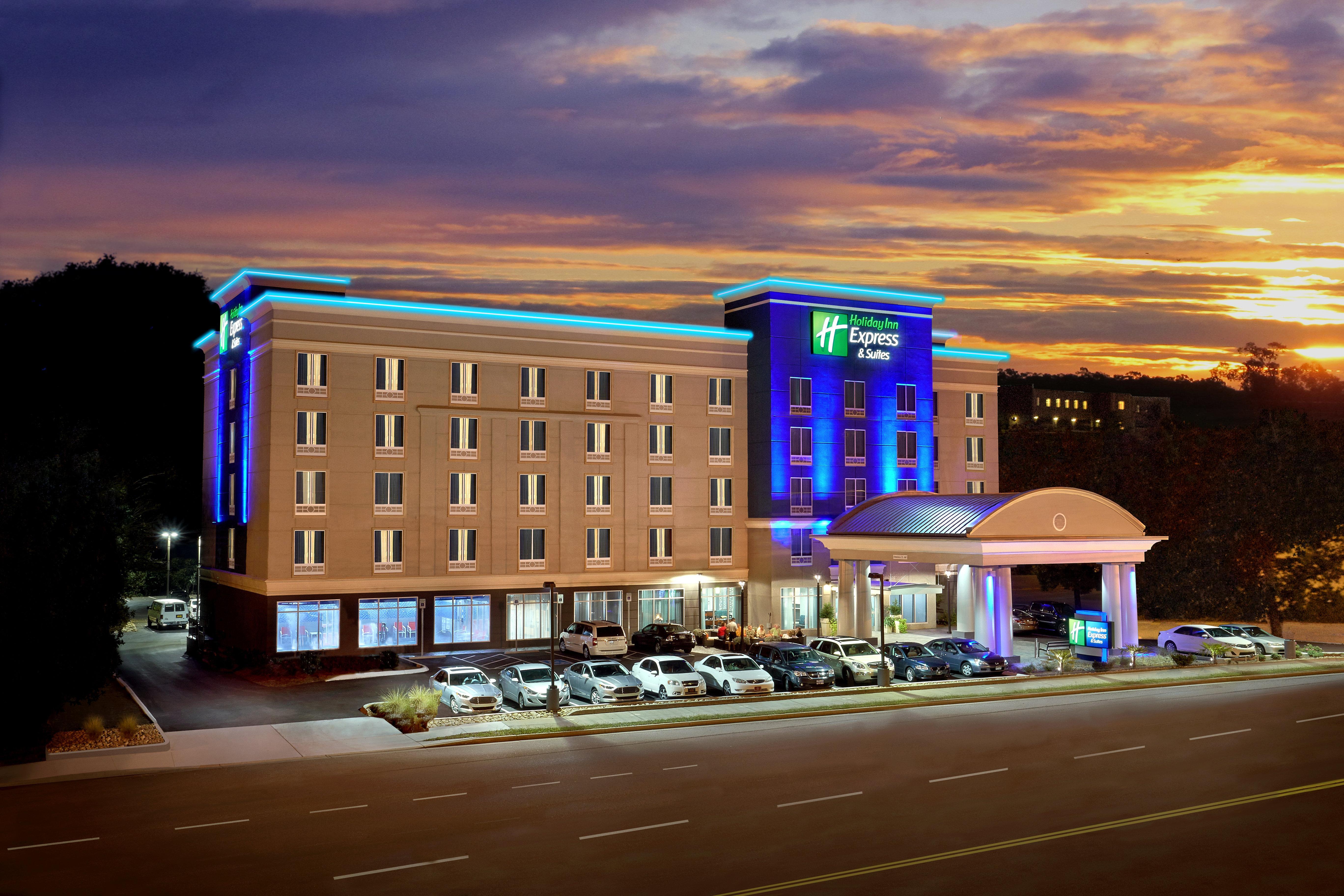 Holiday Inn Express Hotel & Suites Knoxville By Ihg Eksteriør bilde