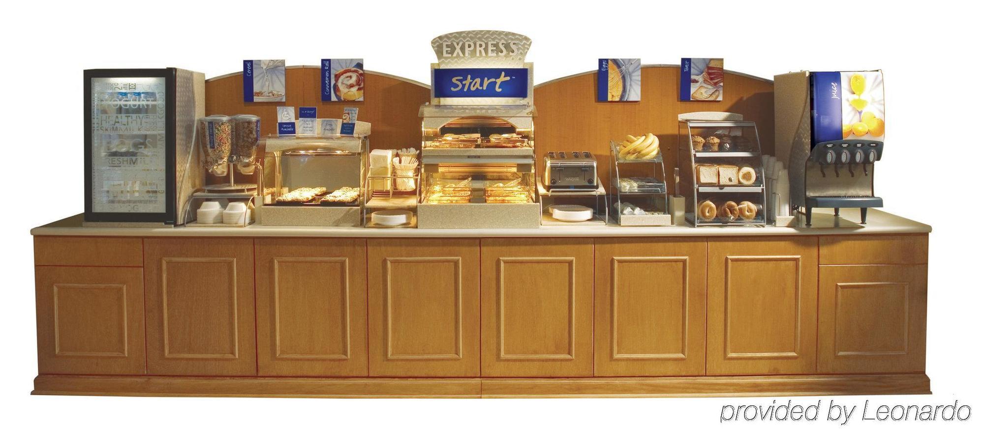 Holiday Inn Express Hotel & Suites Knoxville By Ihg Eksteriør bilde